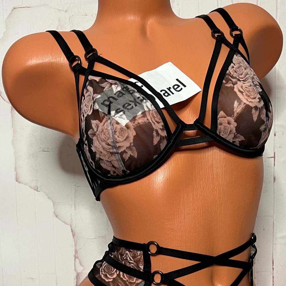 VS LUXE 34 36 38 VERY SEXY CAGED STRAPPY RINGS CUT OUT BRA FLORAL